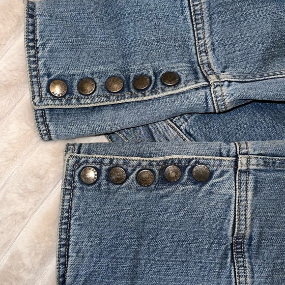 Vintage Authentic Denim Burberry Jacket! - Picture 8 of 11
